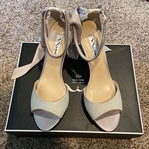 Brand new simple and elegant heels!
